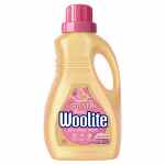 WOOLITE Płyn do prania tkanin delikatnych i wełny 900ml